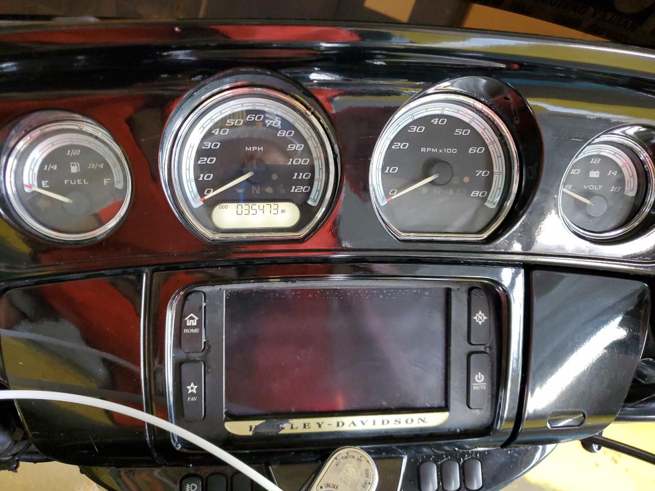 2015 Harley-Davidson Flhtkl Ultra Limited Low VIN: 1HD1KKL17FB641947 Lot: 56138205