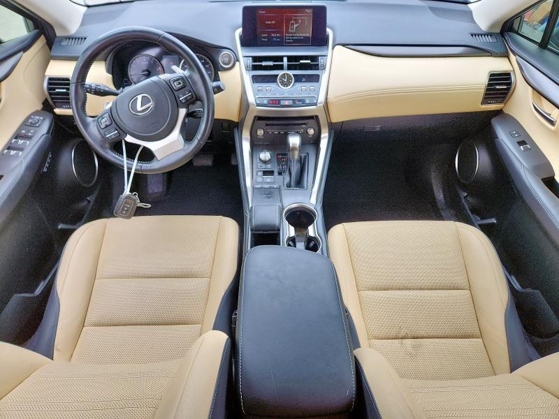  LEXUS NX 2021 Srebrny
