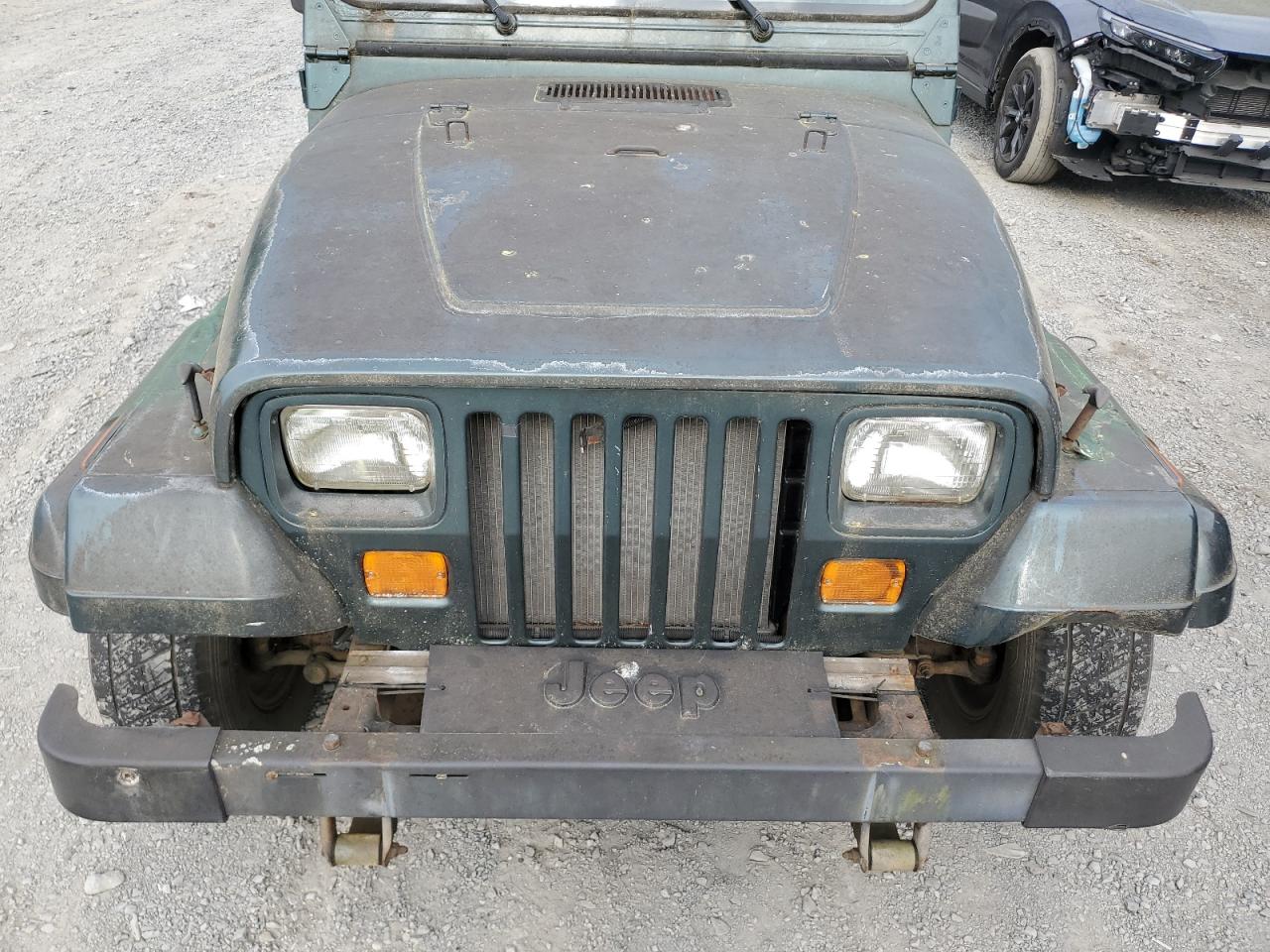 1993 Jeep Wrangler / Yj Sahara VIN: 1J4FY49S2PP260958 Lot: 55181715