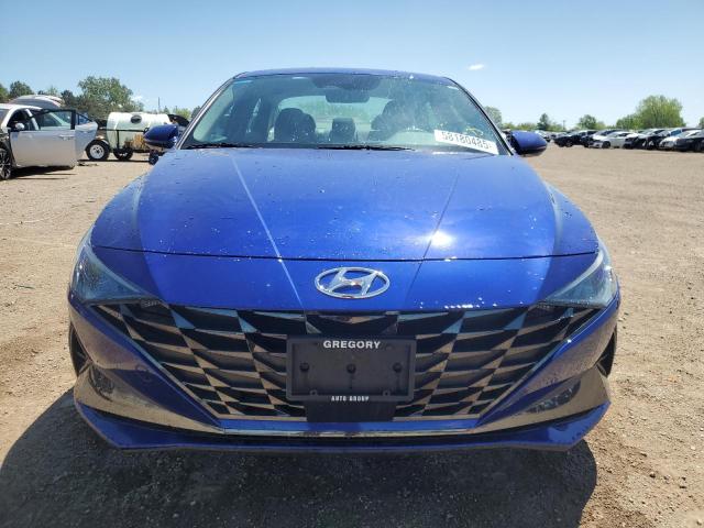  HYUNDAI ELANTRA 2022 Синий