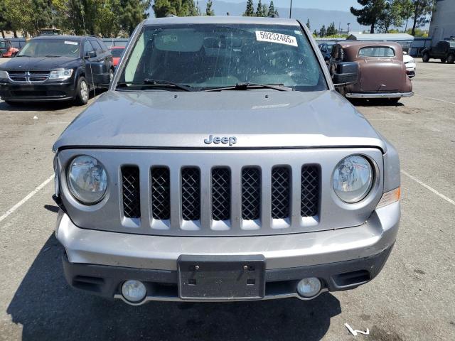  JEEP PATRIOT 2016 Srebrny