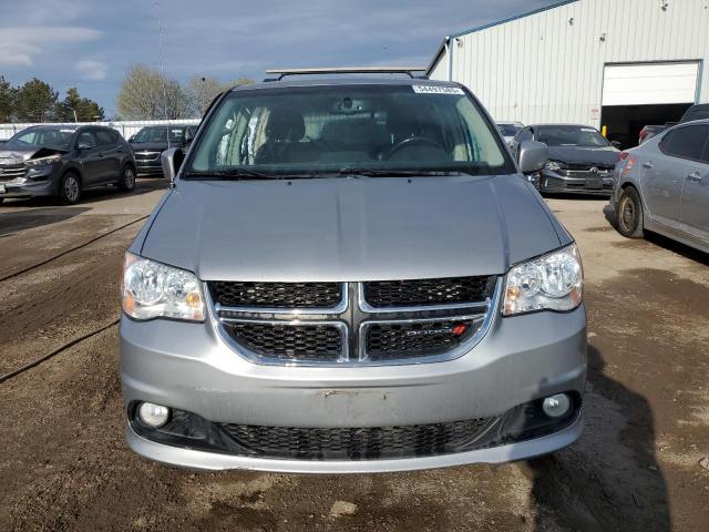 Minivans DODGE CARAVAN 2016 Srebrny