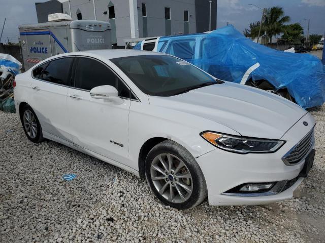 Седани FORD FUSION 2017 Білий