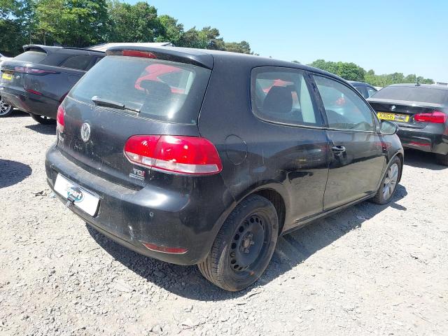 2011 VOLKSWAGEN GOLF MATCH