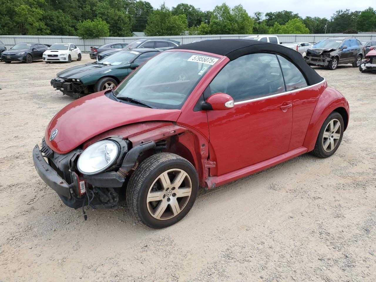 2006 Volkswagen New Beetle Convertible Option Package 1 на продаже в Theodore, AL - Front End