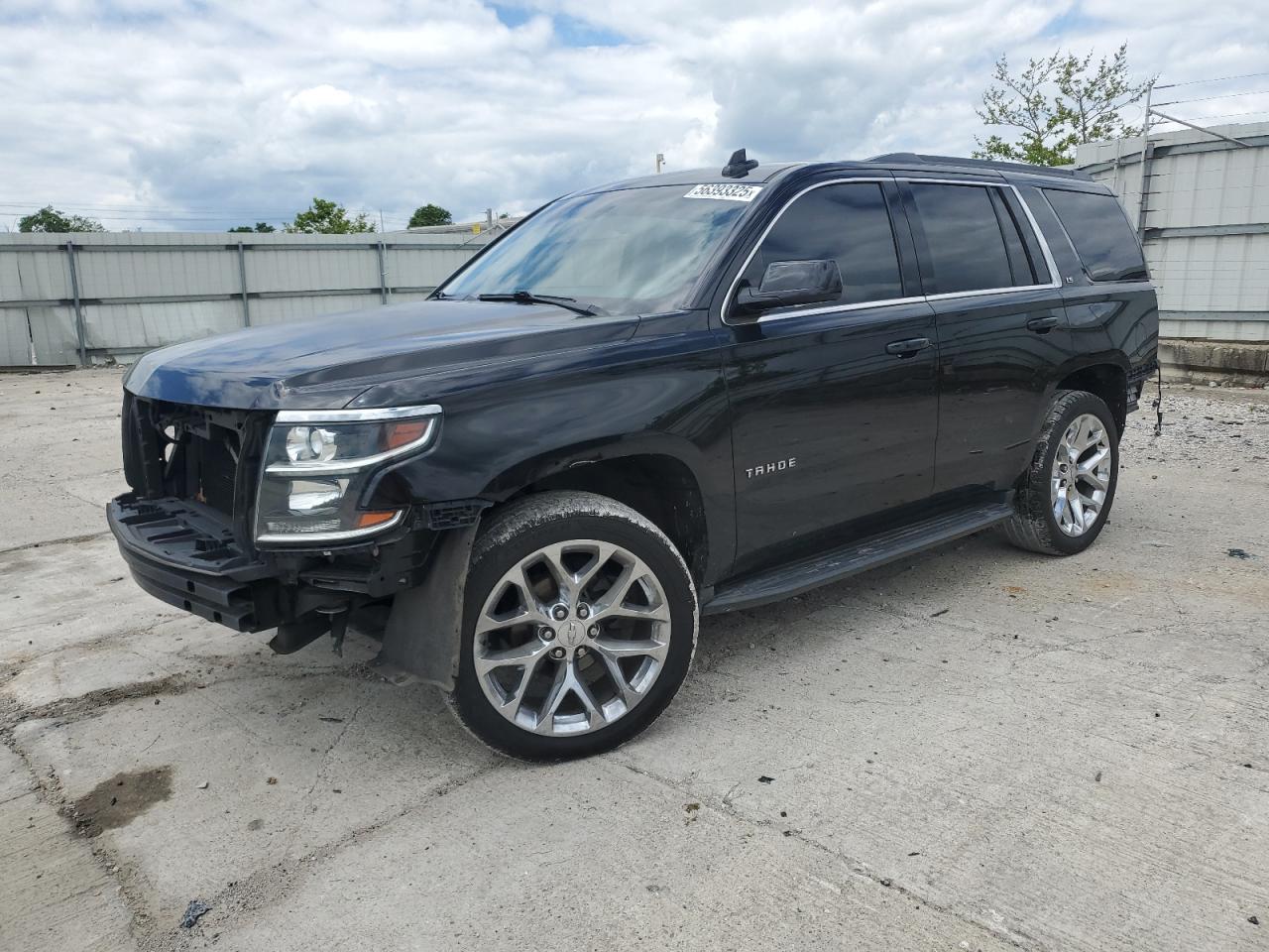 2016 Chevrolet Tahoe K1500 Ls zu verkaufen in Walton, KY - Front End