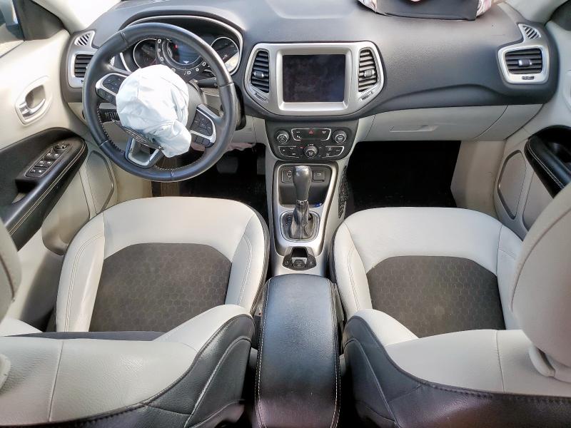  JEEP COMPASS 2017 Srebrny
