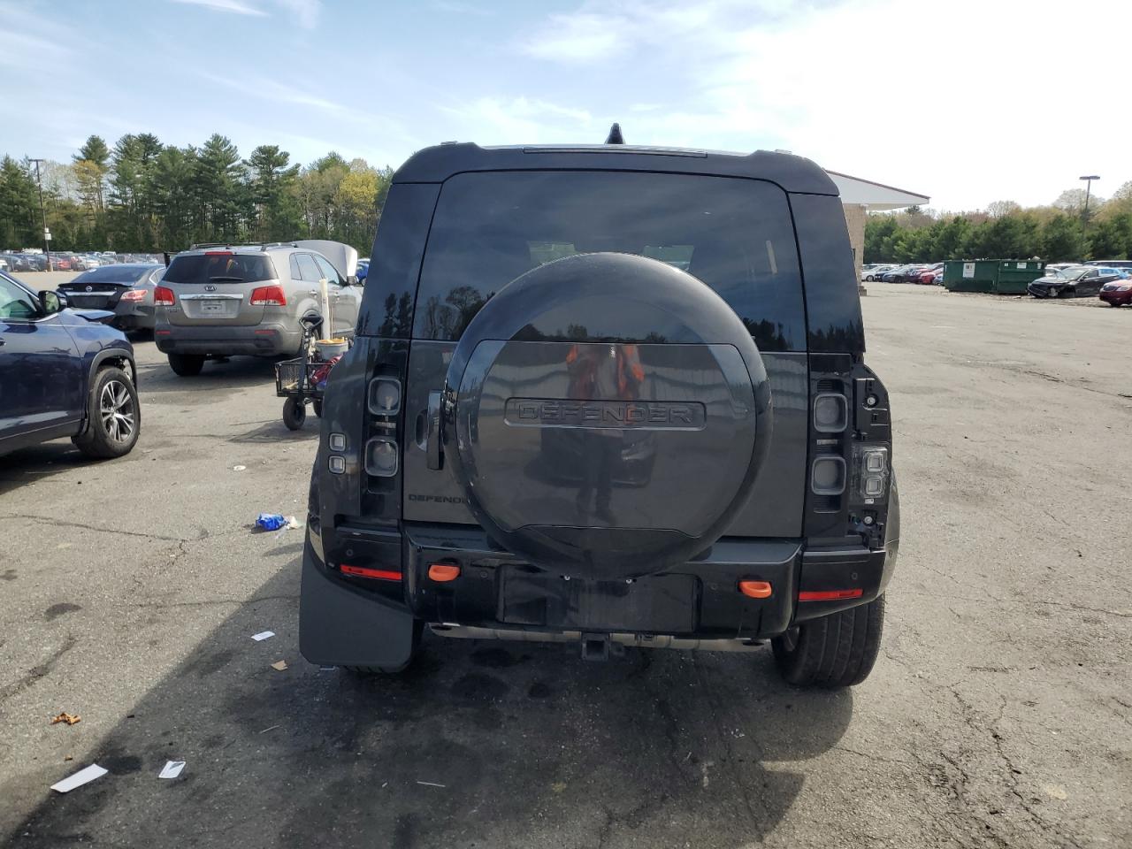 2024 Land Rover Defender 110 X VIN: SALEX7EU0R2317700 Lot: 54661035