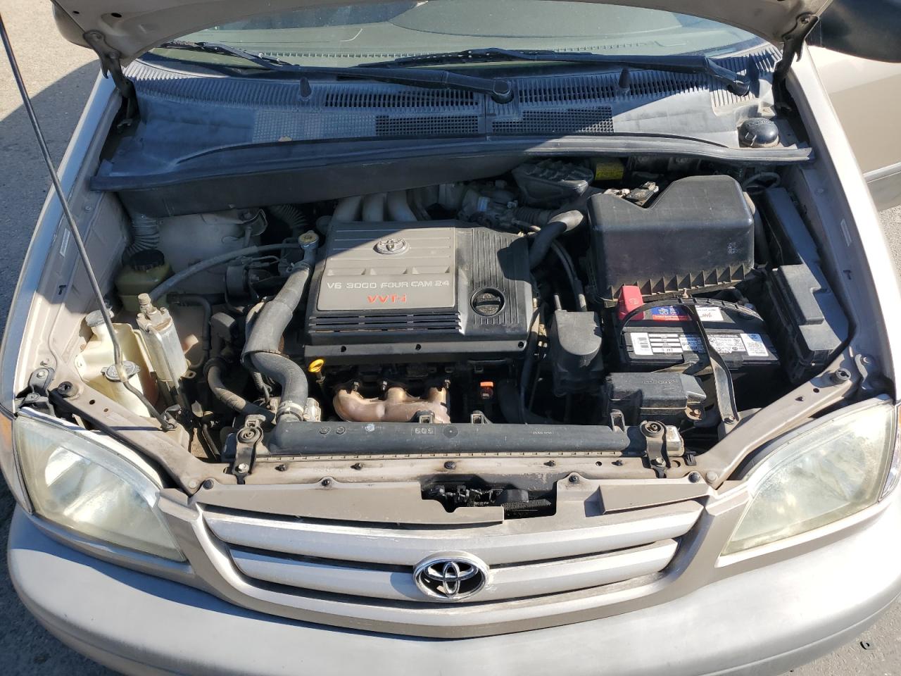2002 Toyota Sienna Le VIN: 4T3ZF13C22U423405 Lot: 53753045