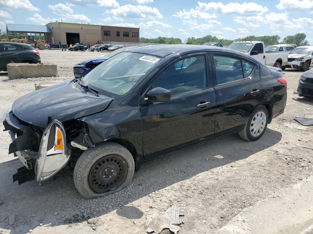 2018 Nissan Versa S zu verkaufen in Kansas City, KS - Front End