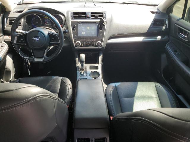  SUBARU LEGACY 2018 Сріблястий