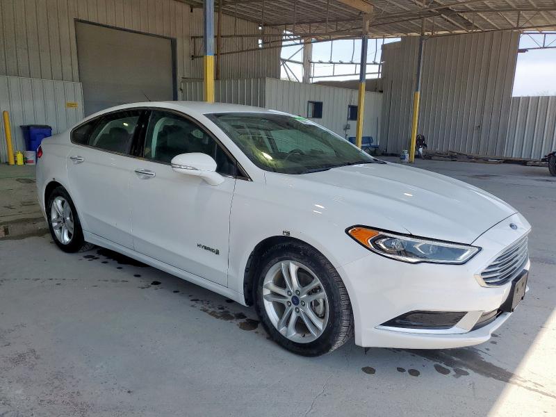  FORD FUSION 2018 Белый