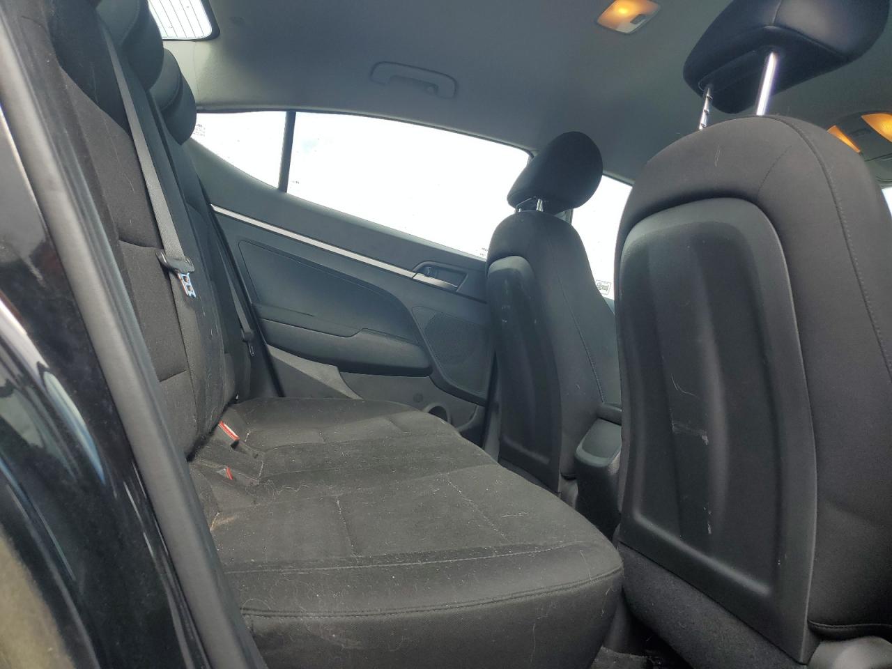 2019 Hyundai Elantra Se VIN: KMHD74LF2KU840700 Lot: 56404215
