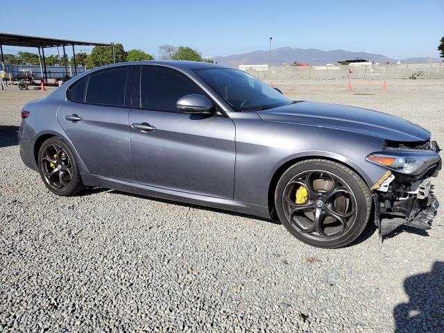  ALFA ROMEO GIULIA 2018 Szary