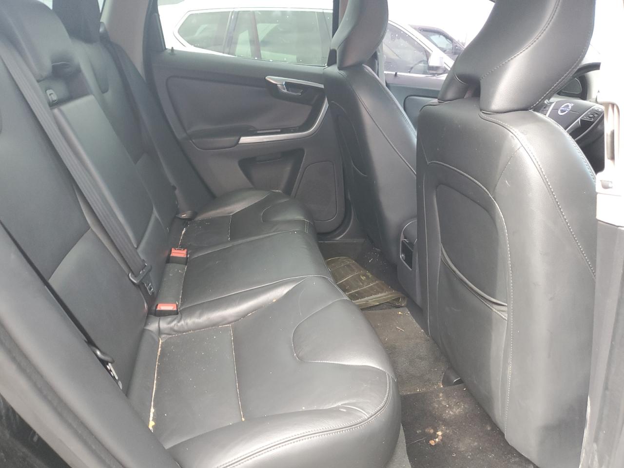 2015 Volvo Xc60 T5 Premier VIN: YV440MDK2F2734900 Lot: 58732825