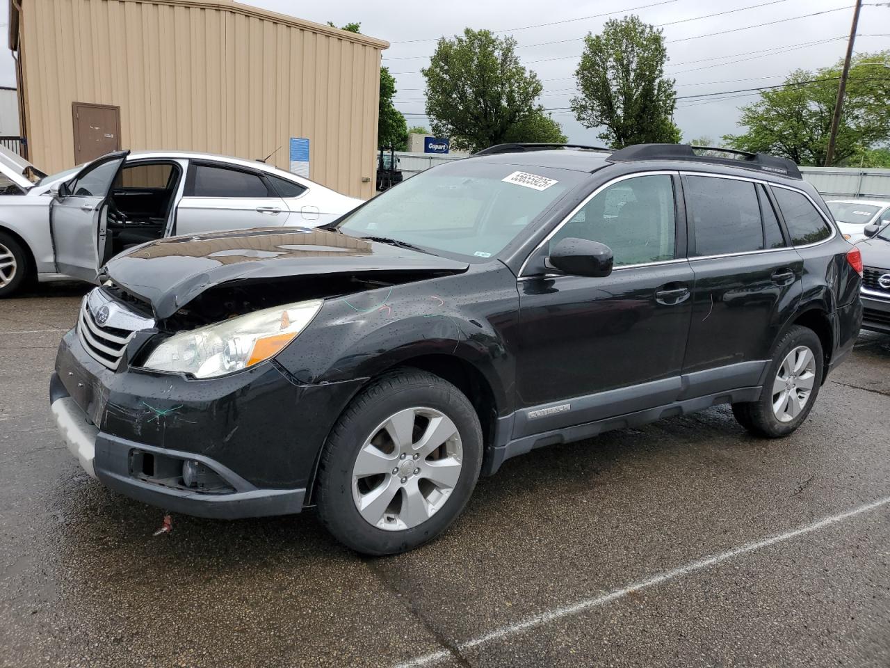 2011 Subaru Outback 2.5I Premium zu verkaufen in Moraine, OH - Front End