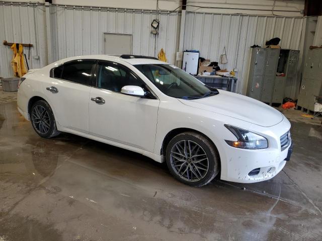 Sedans NISSAN MAXIMA 2012 White