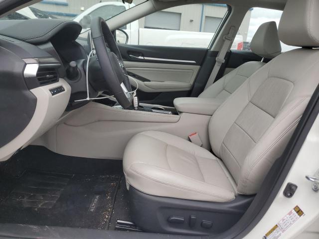  NISSAN ALTIMA 2021 Biały