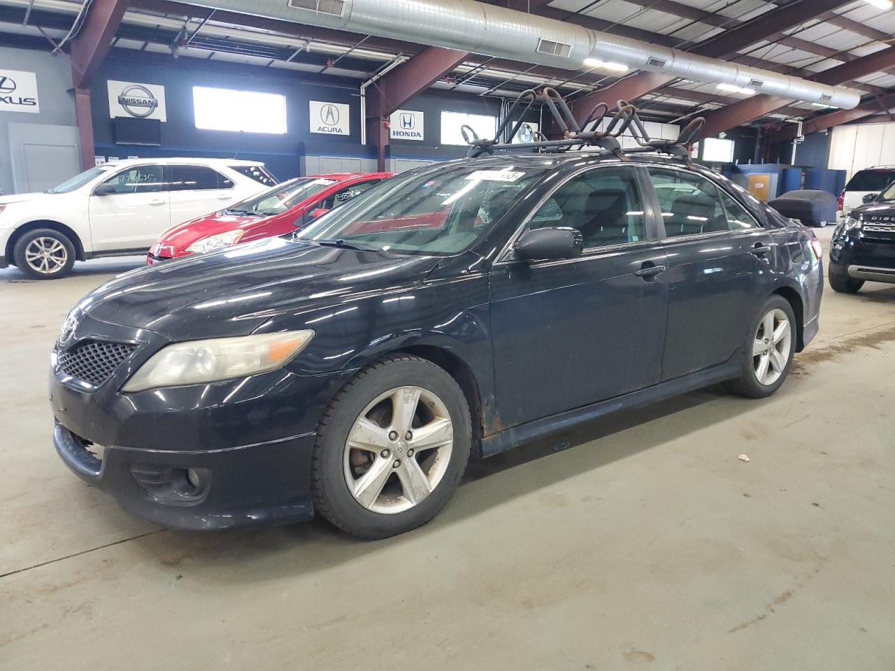 2010 Toyota Camry Base იყიდება East Granby-ში, CT - Front End