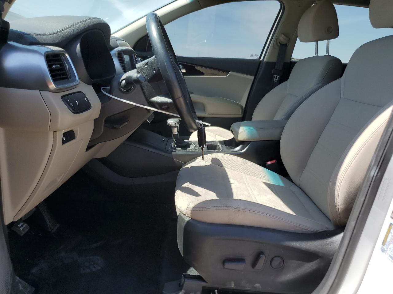 2020 Kia Sorento L VIN: 5XYPG4A38LG678522 Lot: 56675735