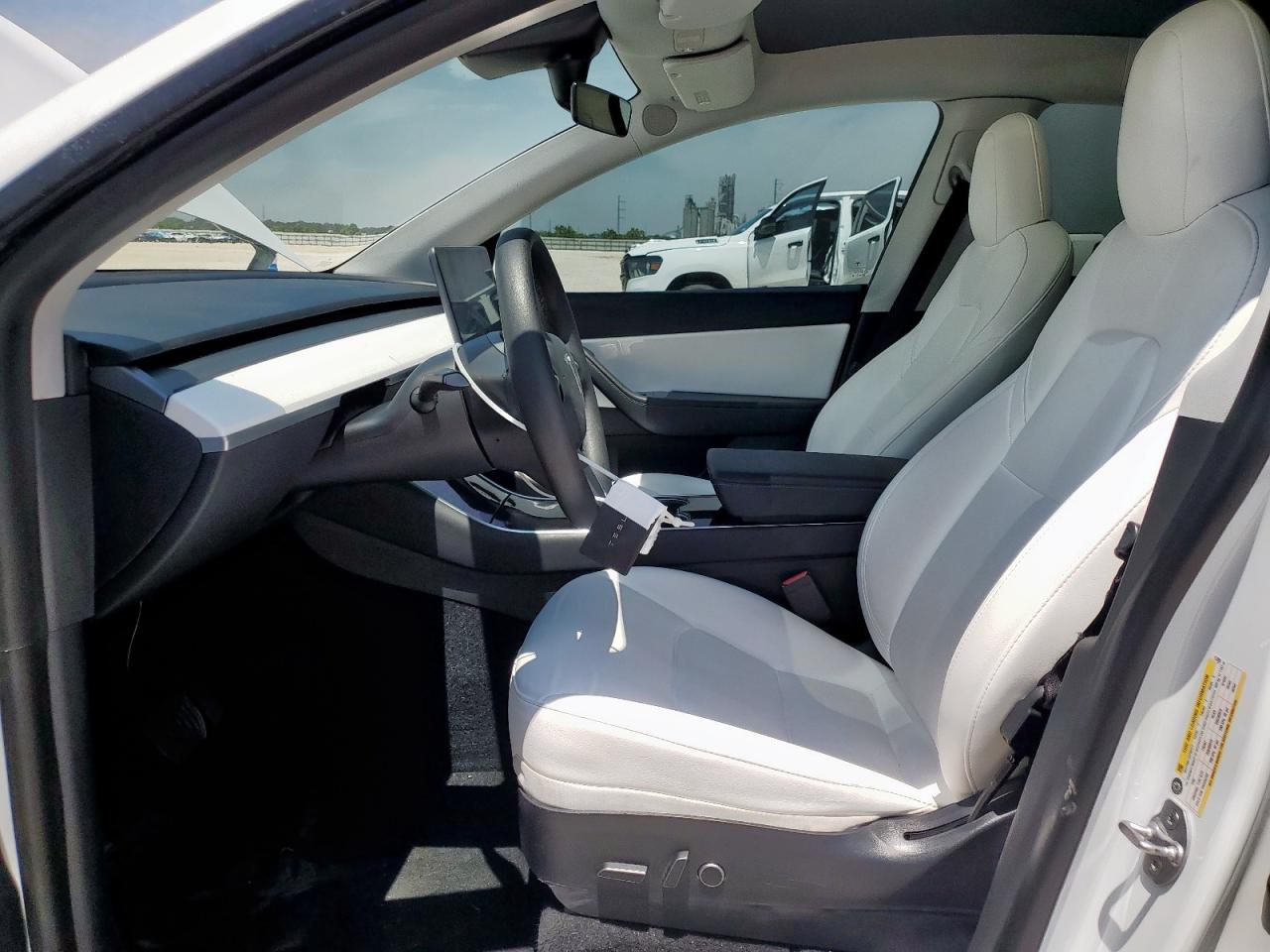 2021 Tesla Model Y VIN: 5YJYGAEE0MF113298 Lot: 56751235
