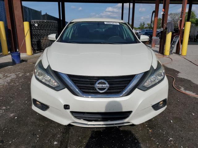  NISSAN ALTIMA 2017 Biały
