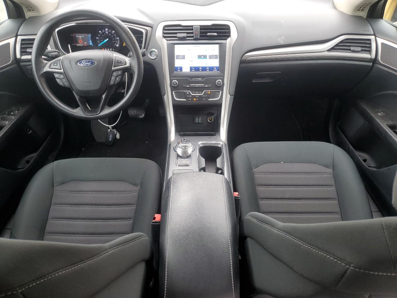 2020 Ford Fusion Se VIN: 3FA6P0LU8LR177071 Lot: 54042675