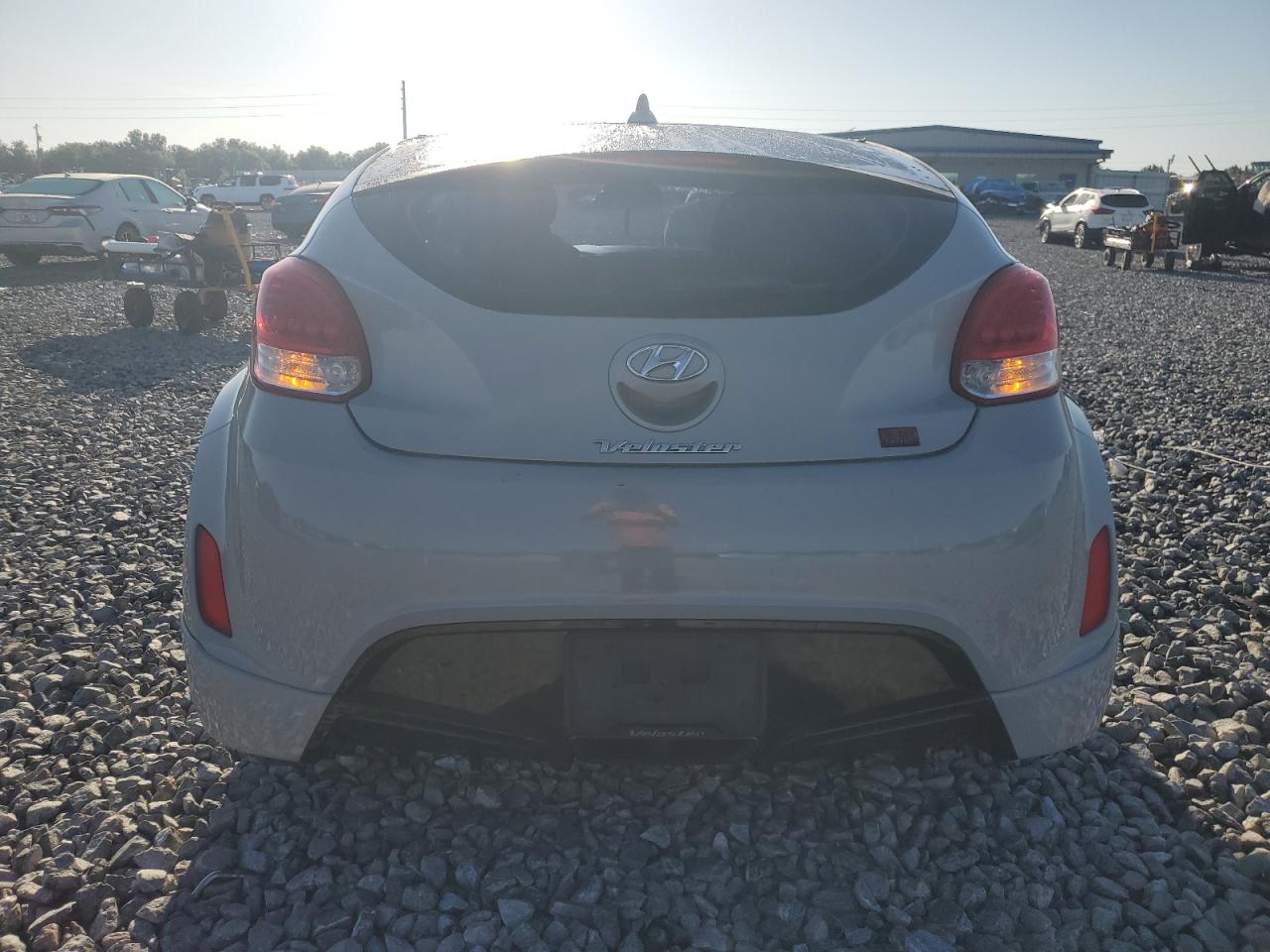2013 Hyundai Veloster VIN: KMHTC6AD4DU127949 Lot: 56993075