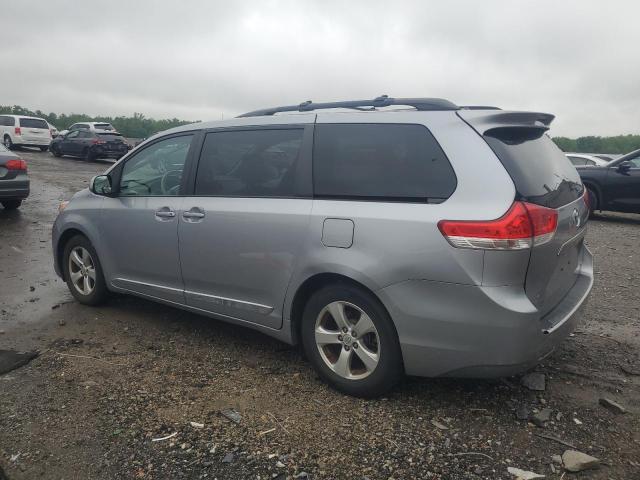 Мінівени TOYOTA All Models 2014 Сріблястий