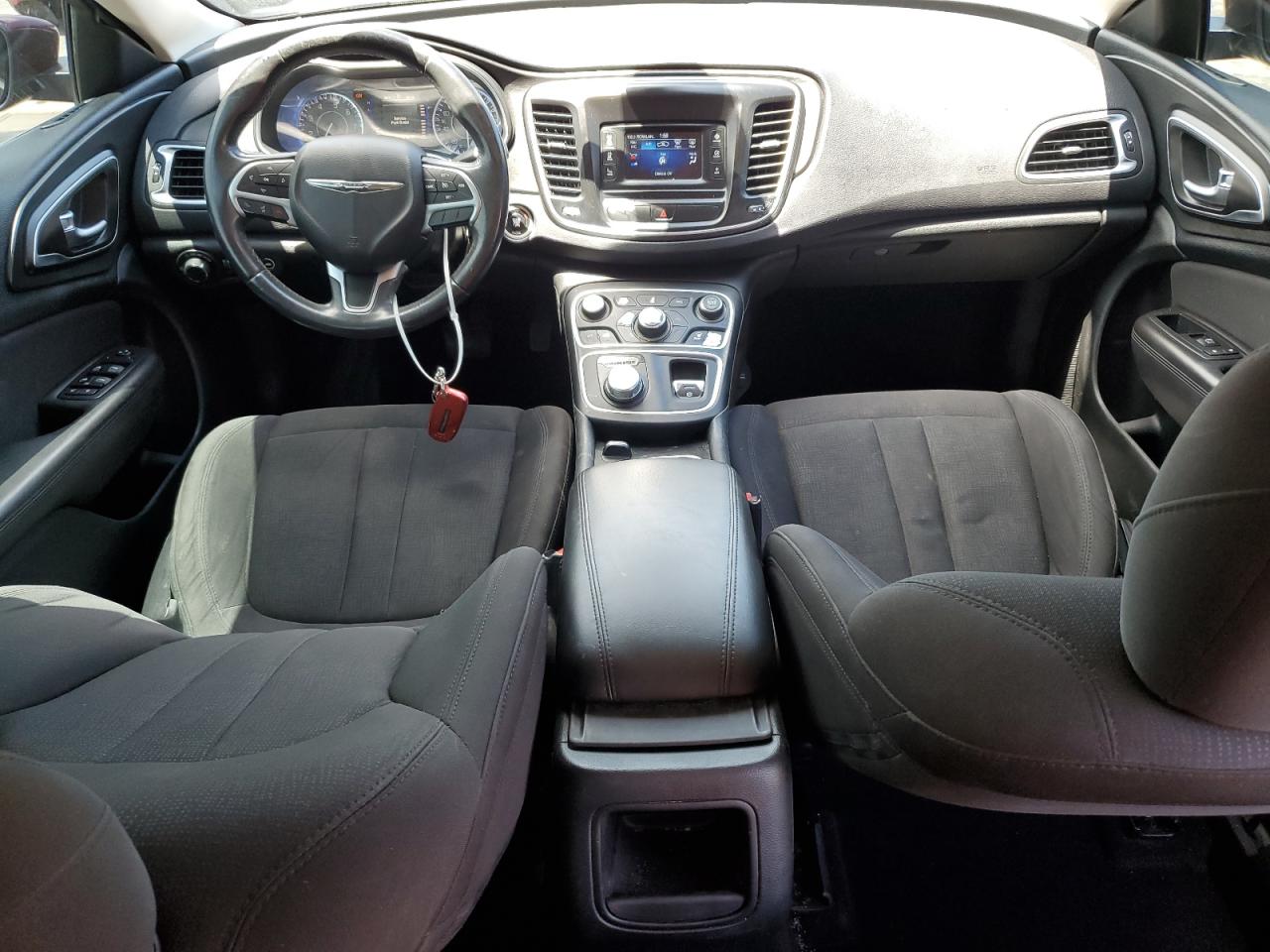 2015 Chrysler 200 Limited VIN: 1C3CCCAB6FN733384 Lot: 57103145