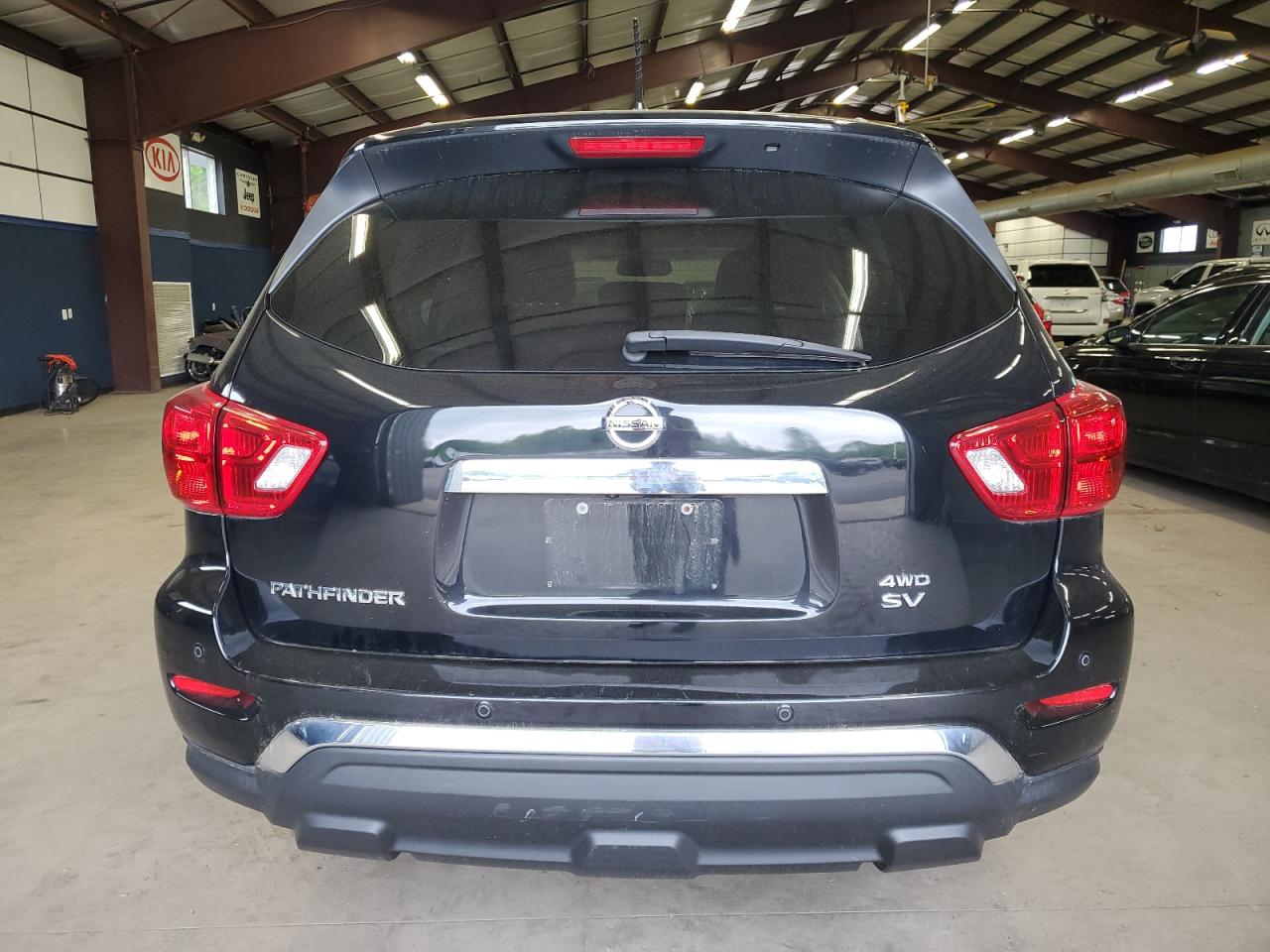 2018 Nissan Pathfinder S VIN: 5N1DR2MM5JC636537 Lot: 56322105