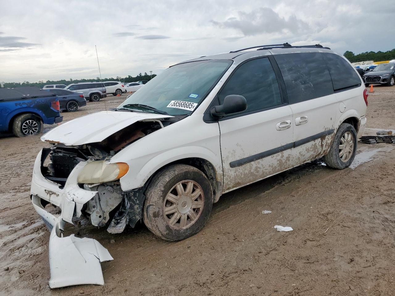 2005 Chrysler Town & Country