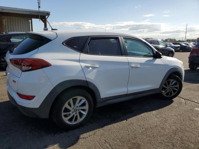  HYUNDAI TUCSON 2016 Белы