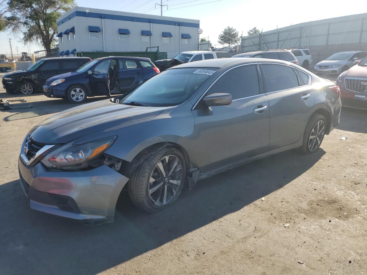 2017 Nissan Altima 2.5 продається в Albuquerque, NM - All Over