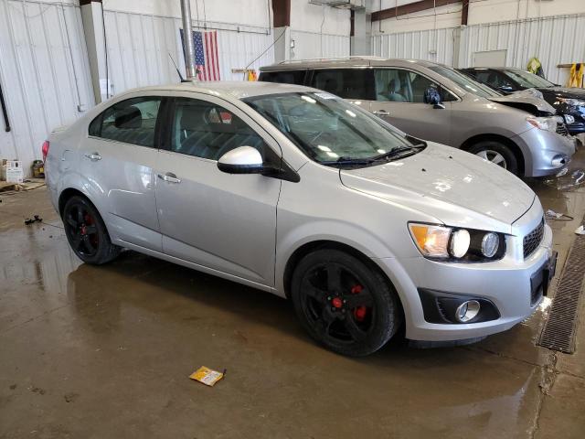  CHEVROLET SONIC 2014 Srebrny