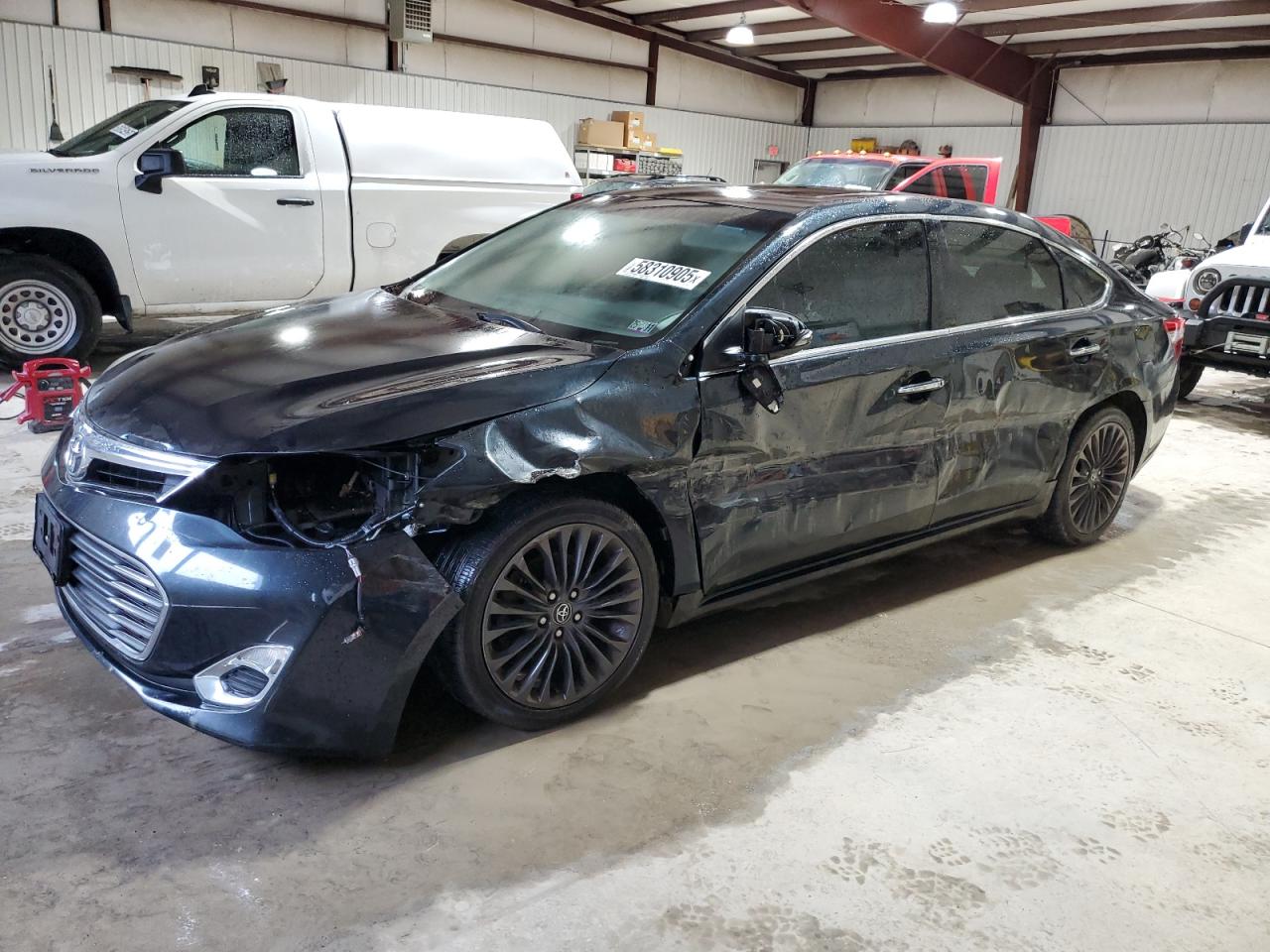 2015 Toyota Avalon Xle for Sale in Chambersburg, PA - Side
