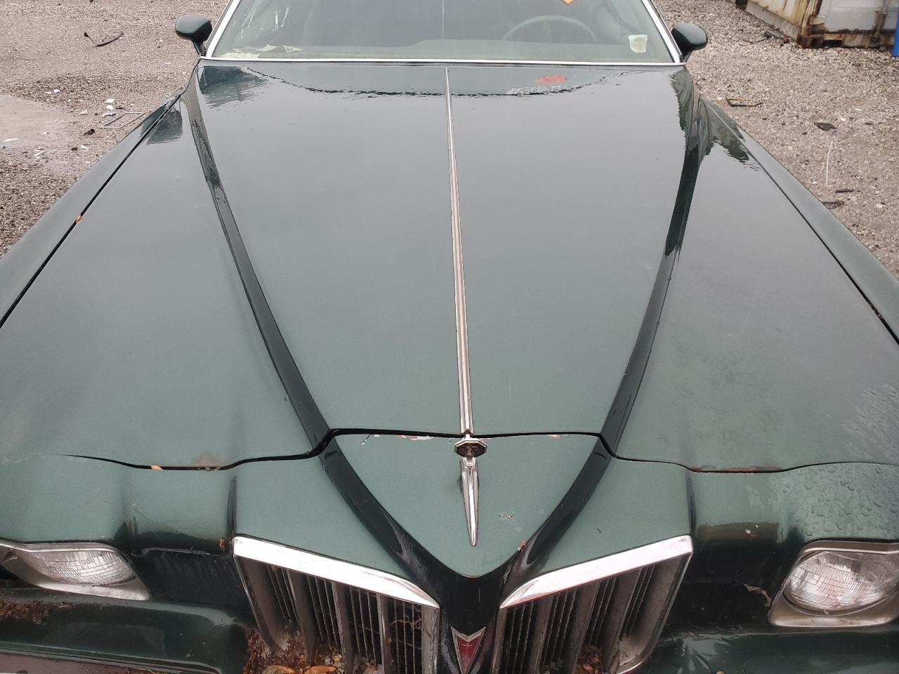 1975 Pontiac Trans Spor VIN: 2K57S5P144977 Lot: 70695055