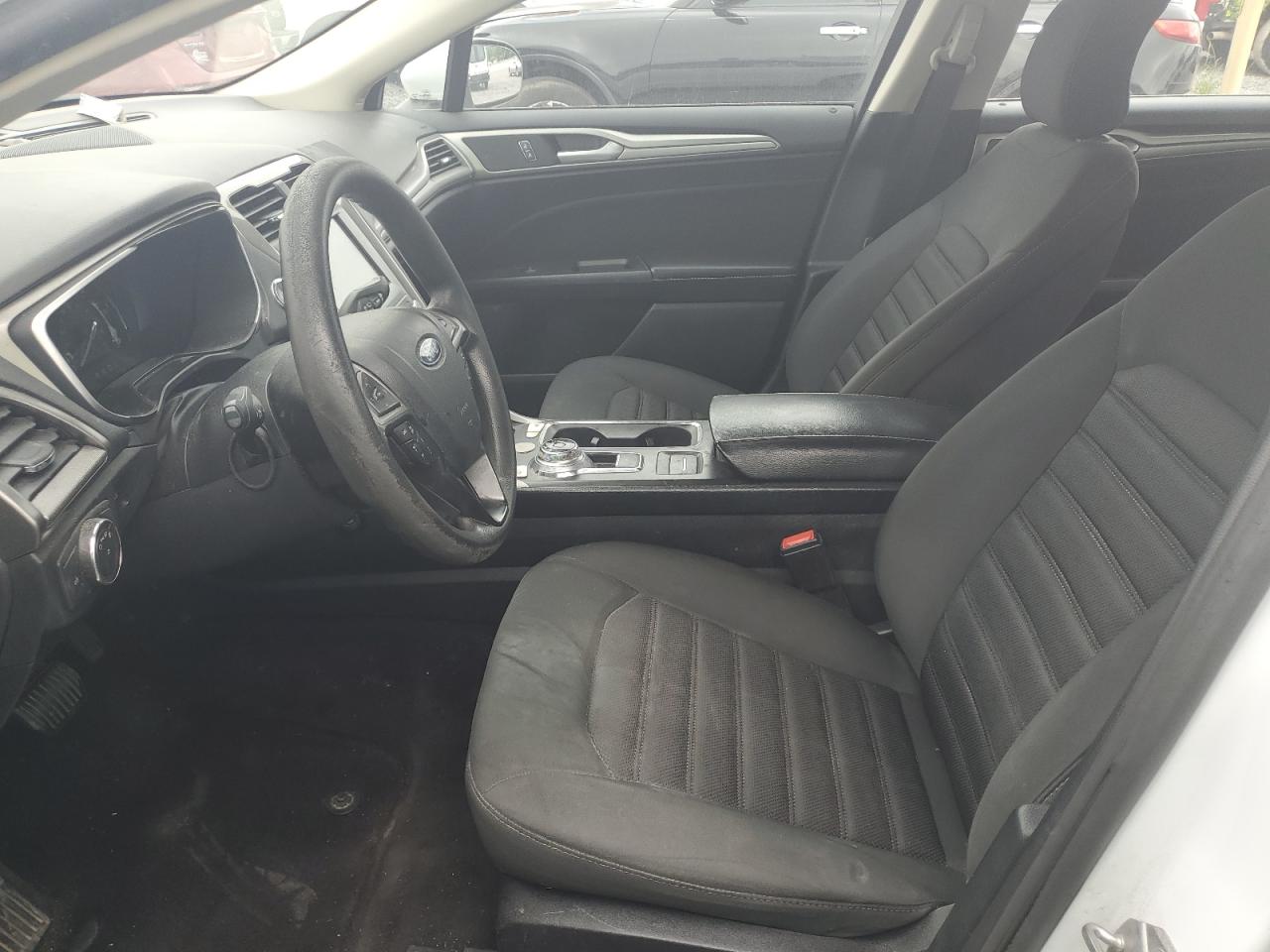 2019 Ford Fusion Se VIN: 3FA6P0LU6KR124920 Lot: 54037685