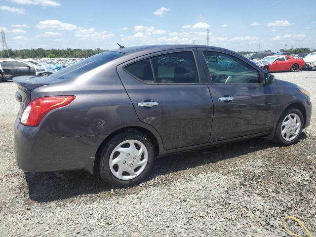 Sedans NISSAN VERSA 2015 Szary