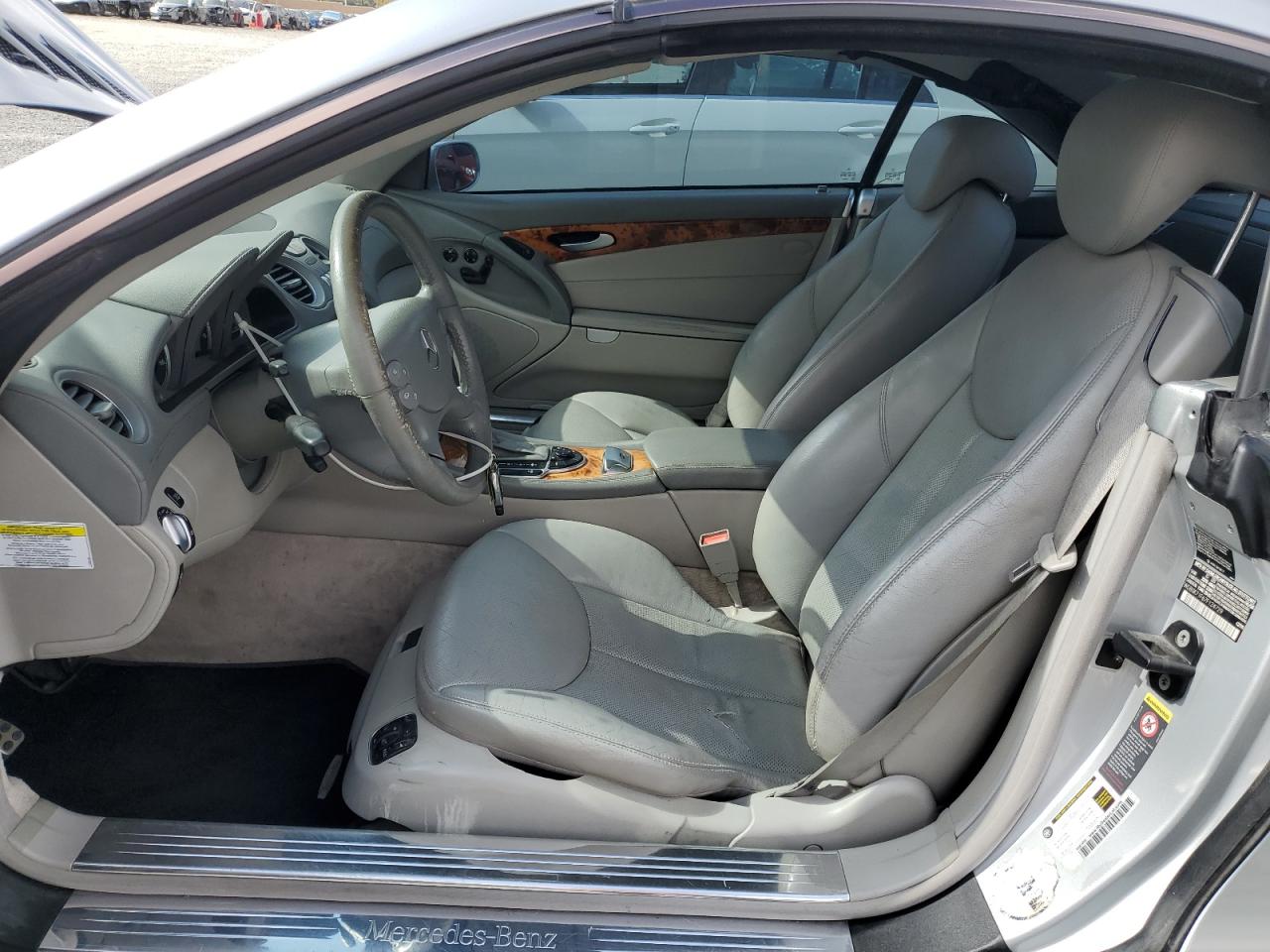 2007 Mercedes-Benz Sl 550 VIN: WDBSK71F67F124729 Lot: 56720475