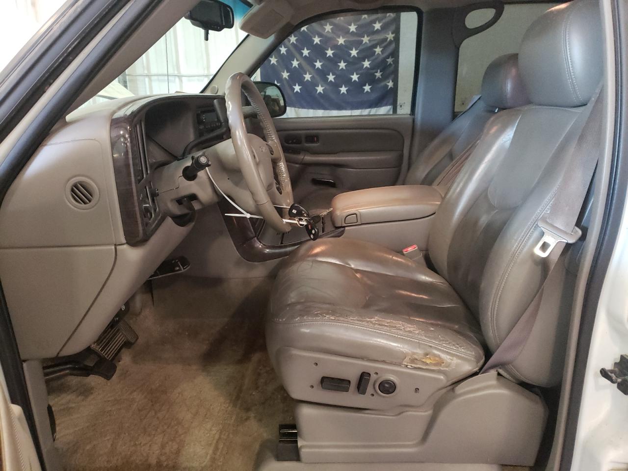 2003 GMC Yukon Denali VIN: 1GKEK63U23J136487 Lot: 57974035