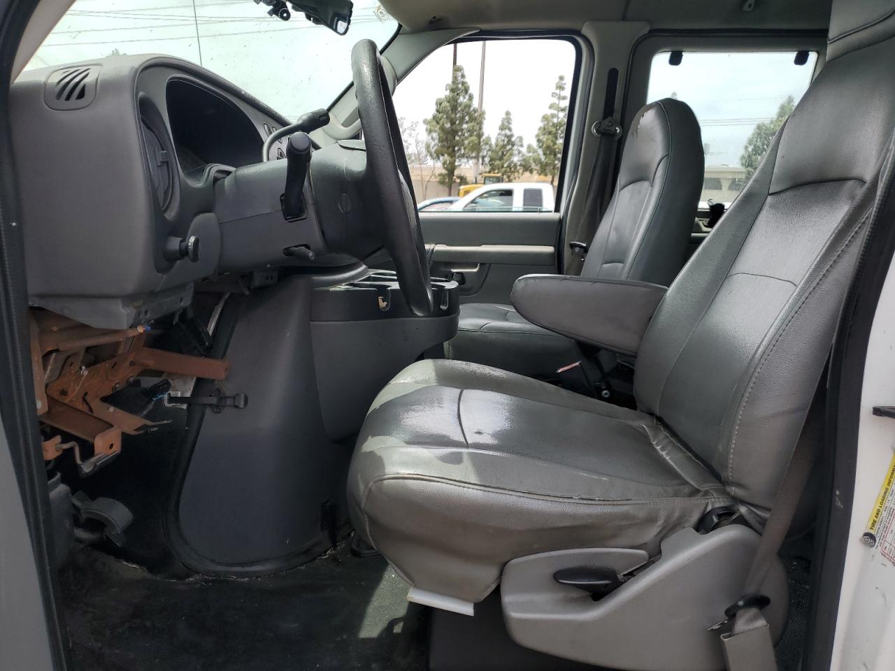 2008 Ford Econoline E350 Super Duty Wagon VIN: 1FBSS31L58DA91854 Lot: 55474115