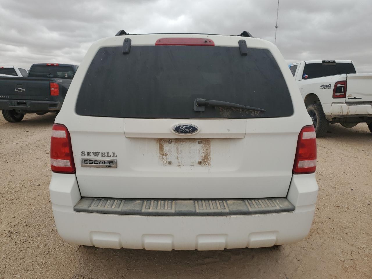 2008 Ford Escape Xlt VIN: 1FMCU03128KC40751 Lot: 55125865