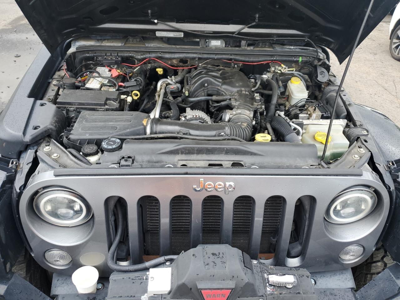 2014 Jeep Wrangler Unlimited Sport VIN: 1C4BJWDG6EL236822 Lot: 56942725