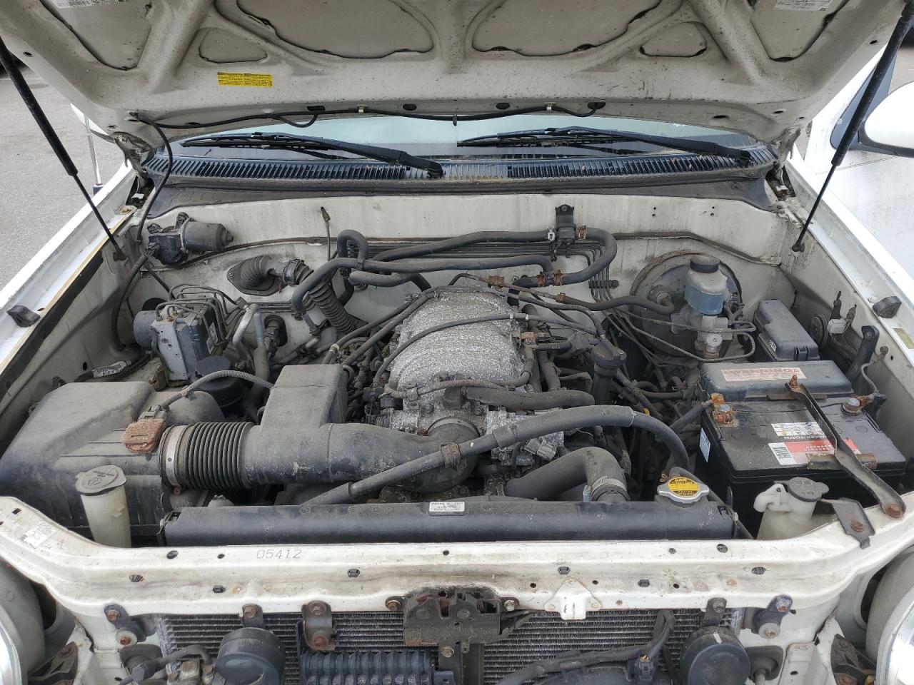 2002 Toyota Sequoia Sr5 VIN: 5TDBT44A42S058980 Lot: 56632225