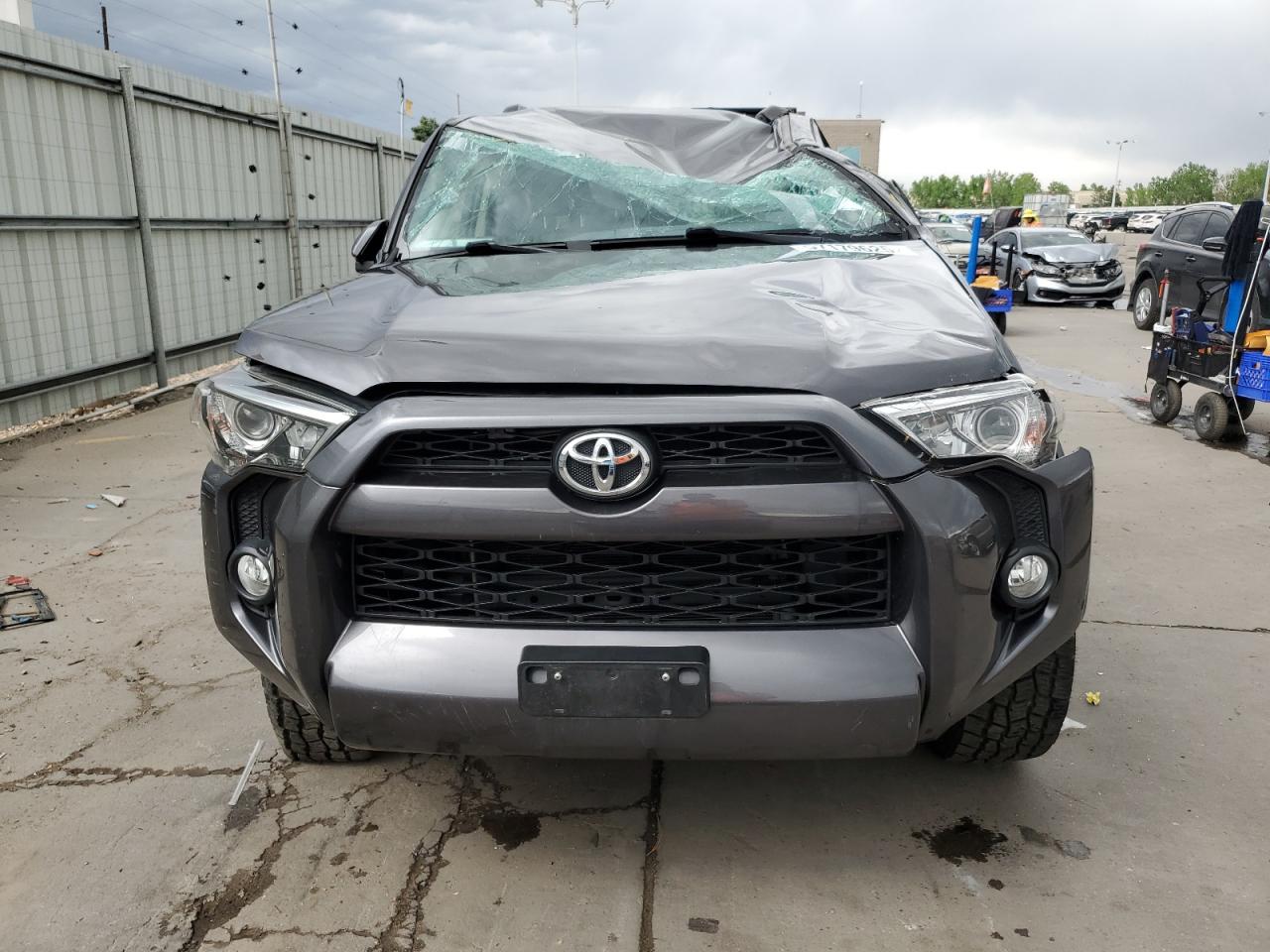 2019 Toyota 4Runner Sr5/Sr5 Premium VIN: JTEBU5JR5K5649351 Lot: 57179625