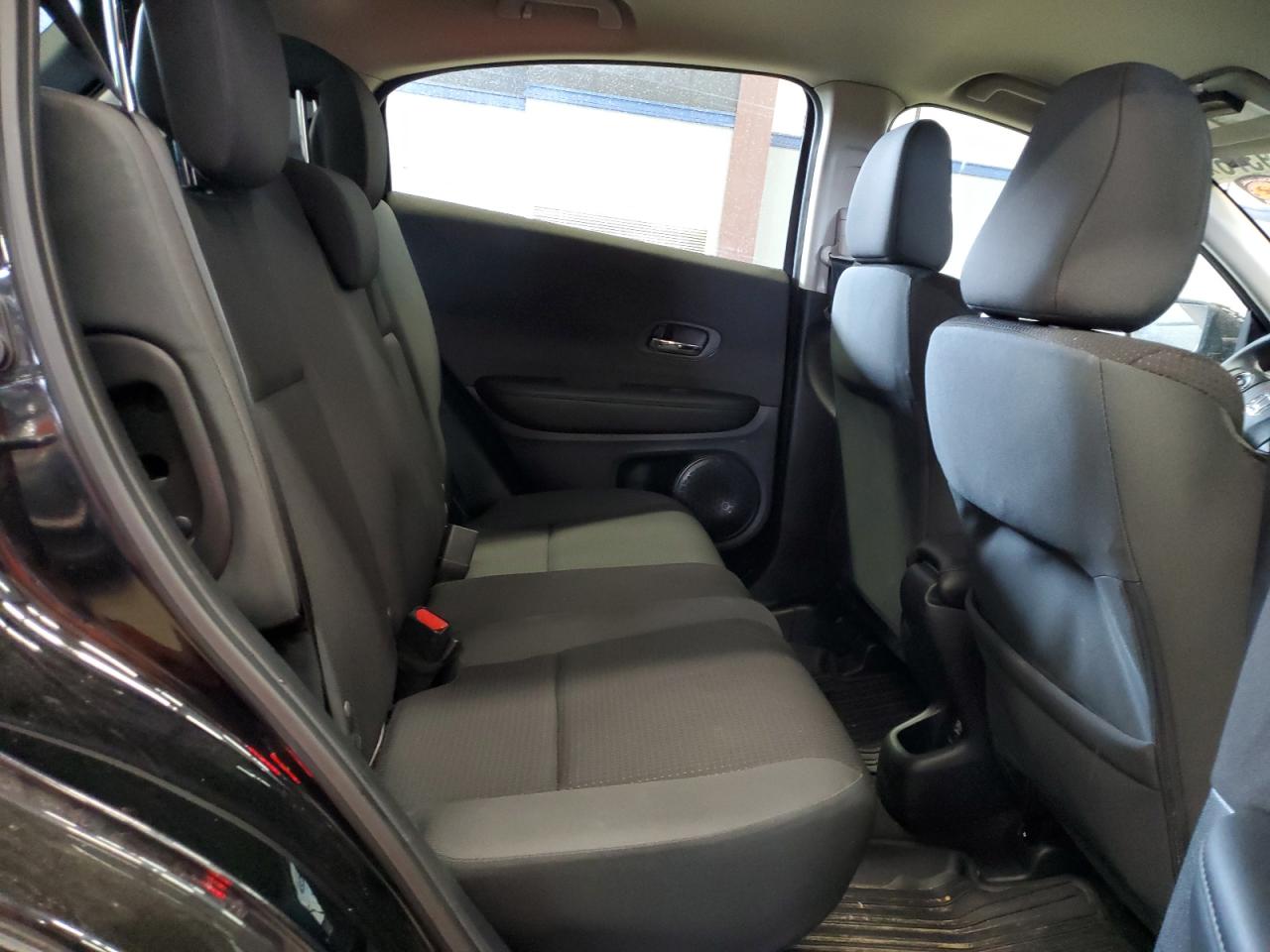 2020 Honda Hr-V Lx VIN: 3CZRU6H3XLM715554 Lot: 56379375