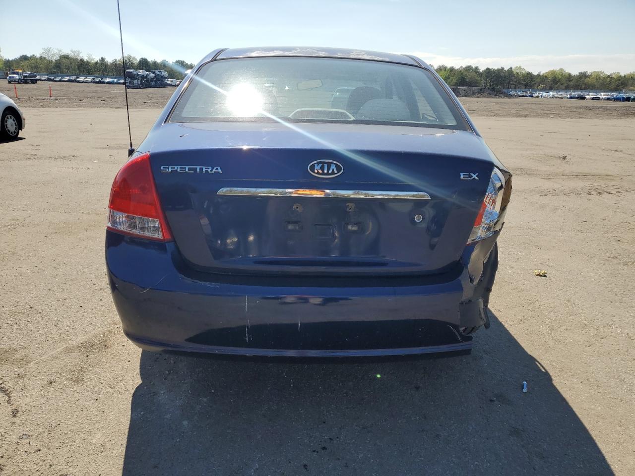2009 Kia Spectra Ex VIN: KNAFE222895601417 Lot: 54823345