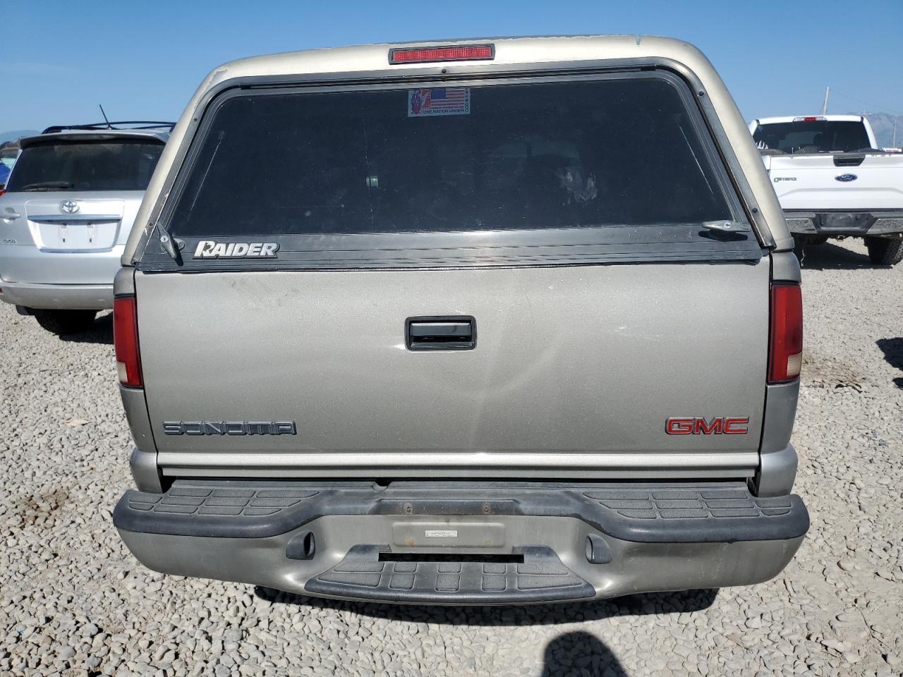 2001 GMC Sonoma VIN: 1GTDT19W018214513 Lot: 58994725