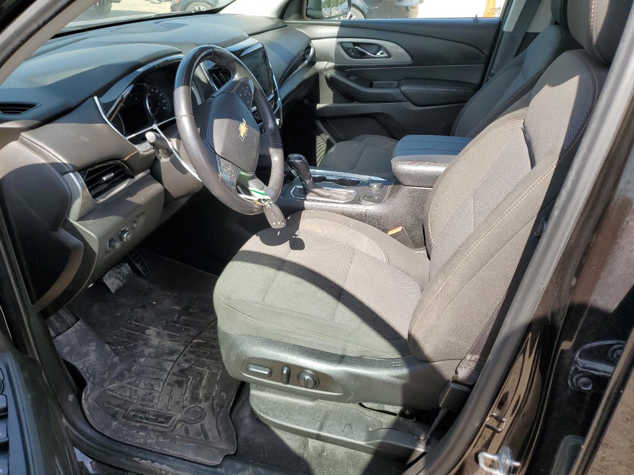 2018 Chevrolet Traverse Lt VIN: 1GNERGKWXJJ281118 Lot: 57073265